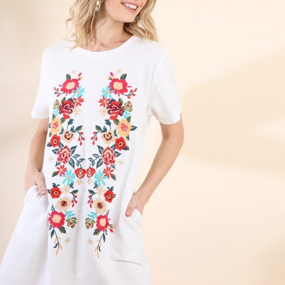 Floral Embroidered Pocket Tee Dress - Picture 4 of 6